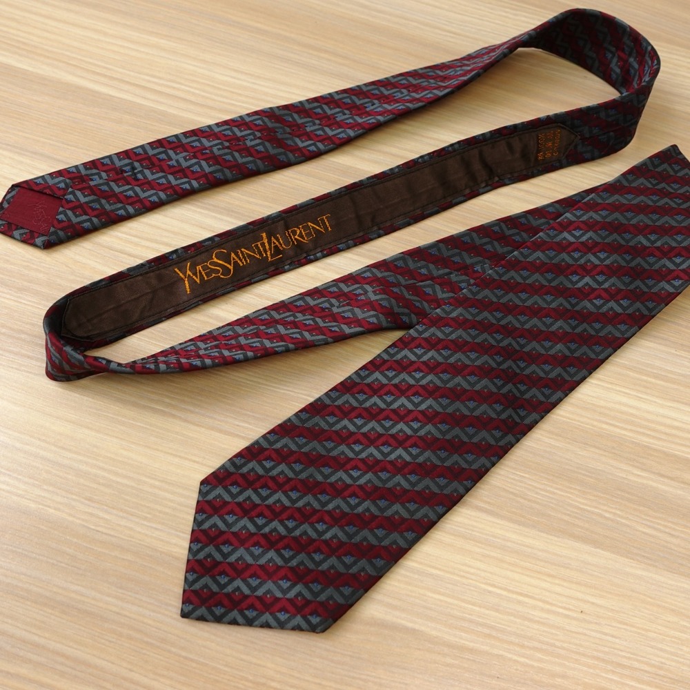 Yves Saint Laurent Tie Mens Burgundy Red Gray Chevron Stripe Skinny Luxury YSL - Picture 1 of 12